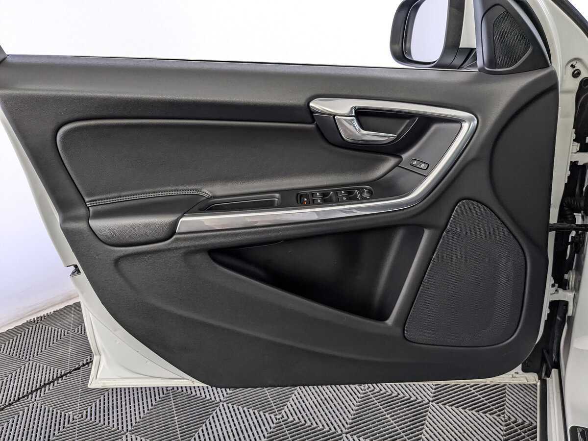 Купить Volvo S60, 2016, 99 792 км.. Фото: #14