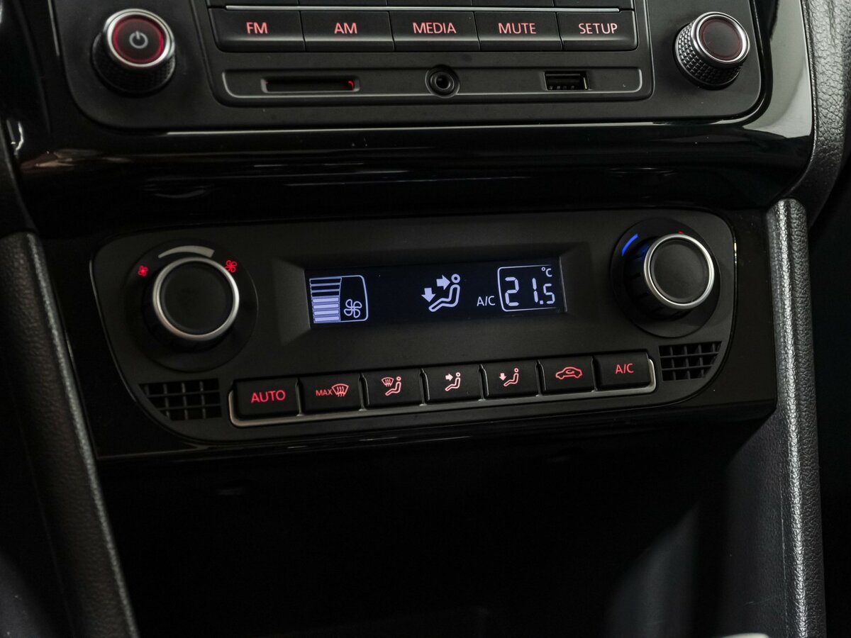 Купить Volkswagen Polo, 2018, 93 500 км.. Фото: #12