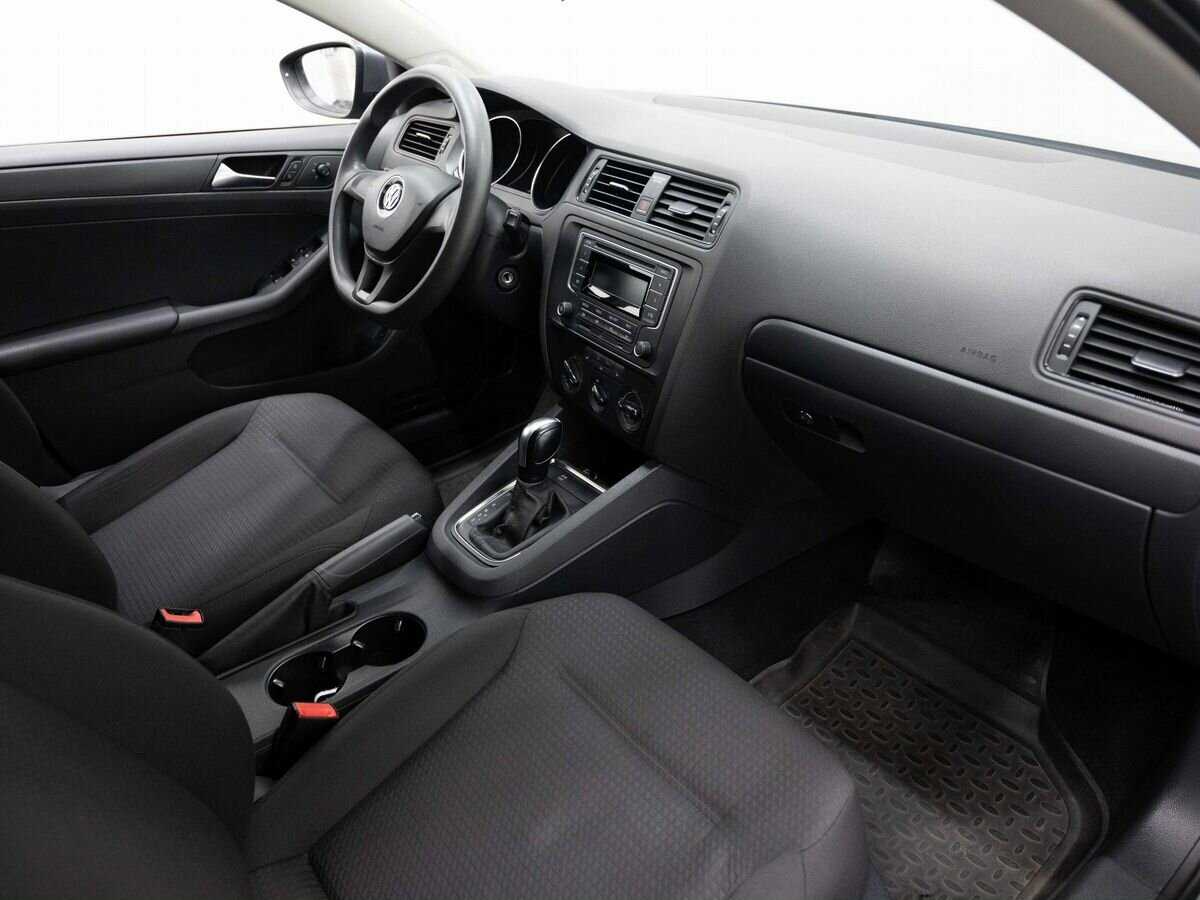 Купить Volkswagen Jetta, 2015, 121 915 км.. Фото: #9