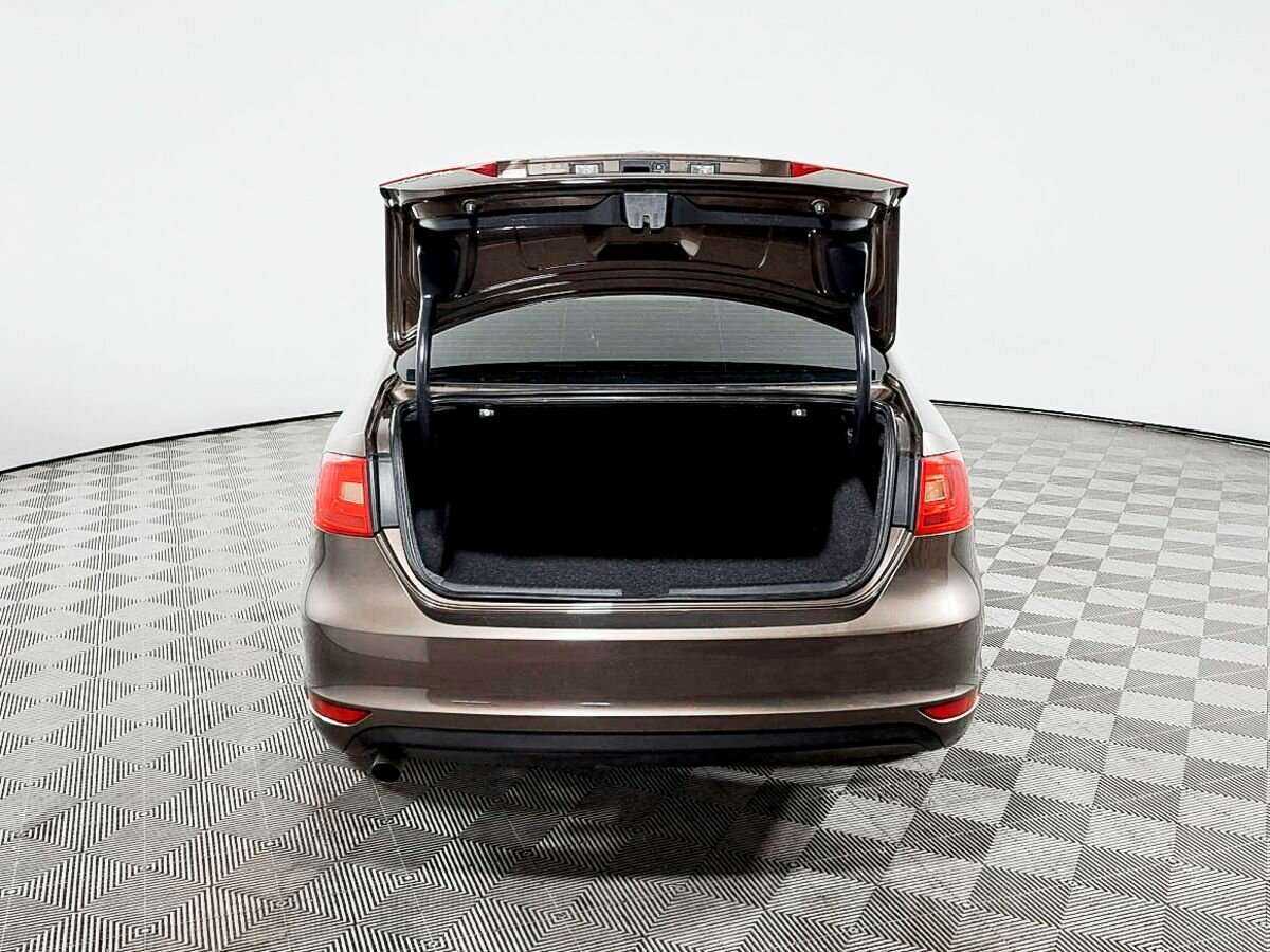 Купить Volkswagen Jetta, 2013, 108 256 км.. Фото: #7