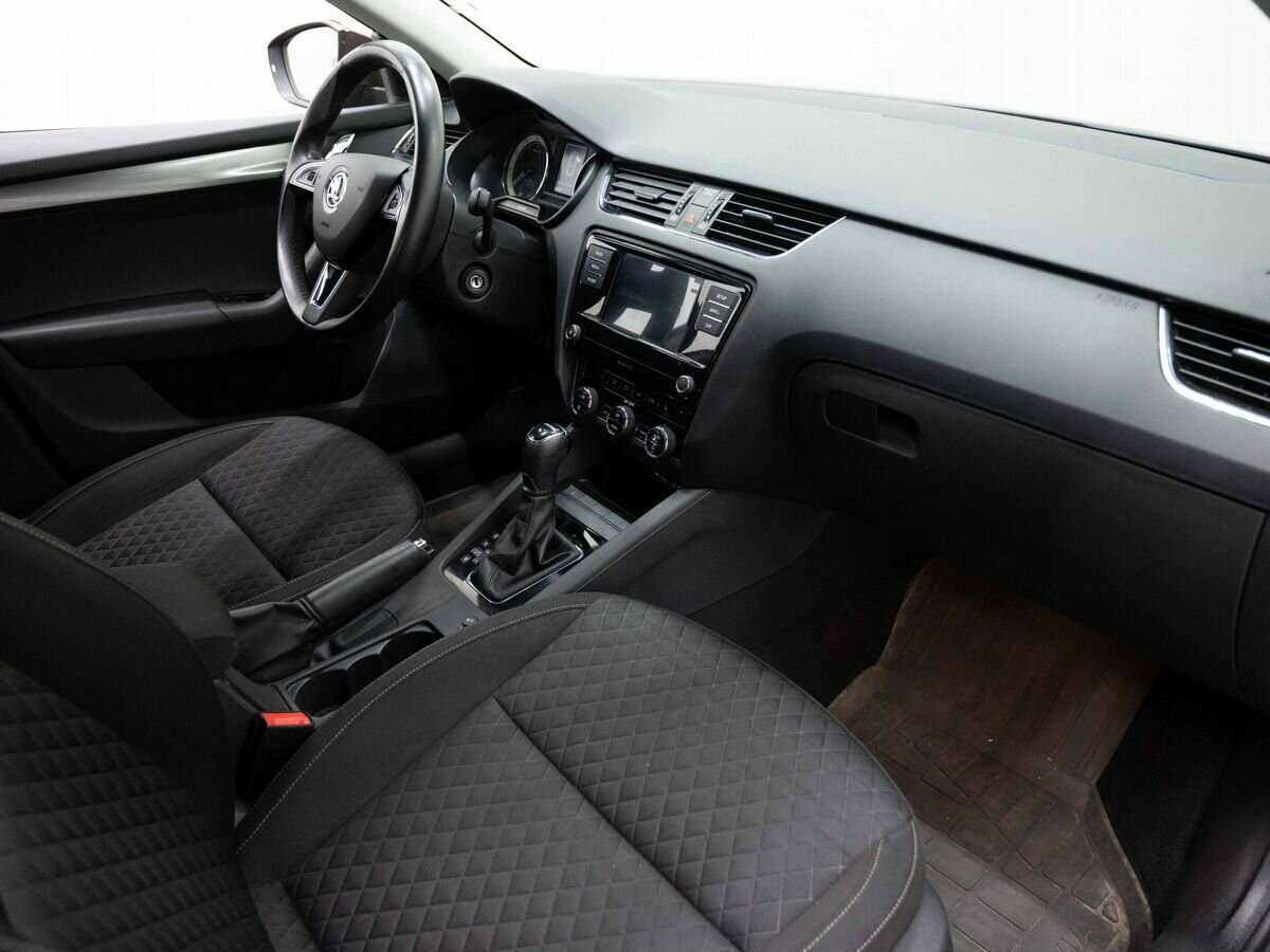 Купить Skoda Octavia, 2017, 123 349 км.. Фото: #9
