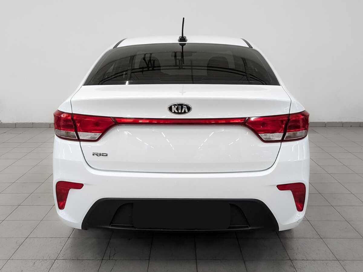 Купить Kia Rio, 2017, 76 699 км.. Фото: #5
