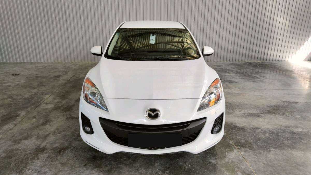 Купить Mazda 3, 2012, 260 171 км.. Фото: #1