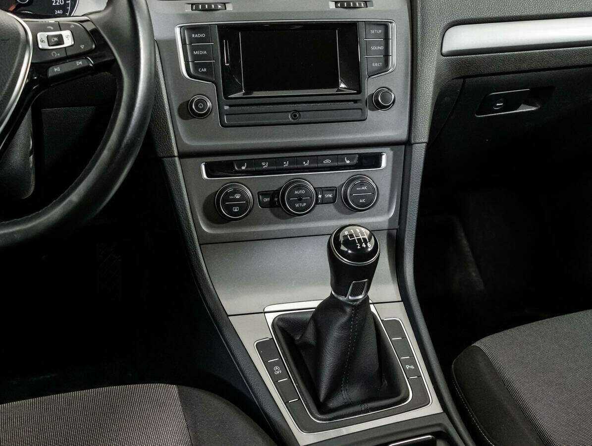 Купить Volkswagen Golf, 2014, 53 006 км.. Фото: #9