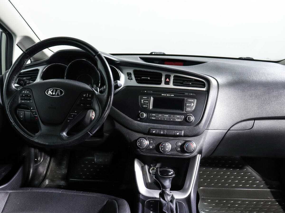 Купить Kia Ceed, 2013, 169 619 км.. Фото: #11