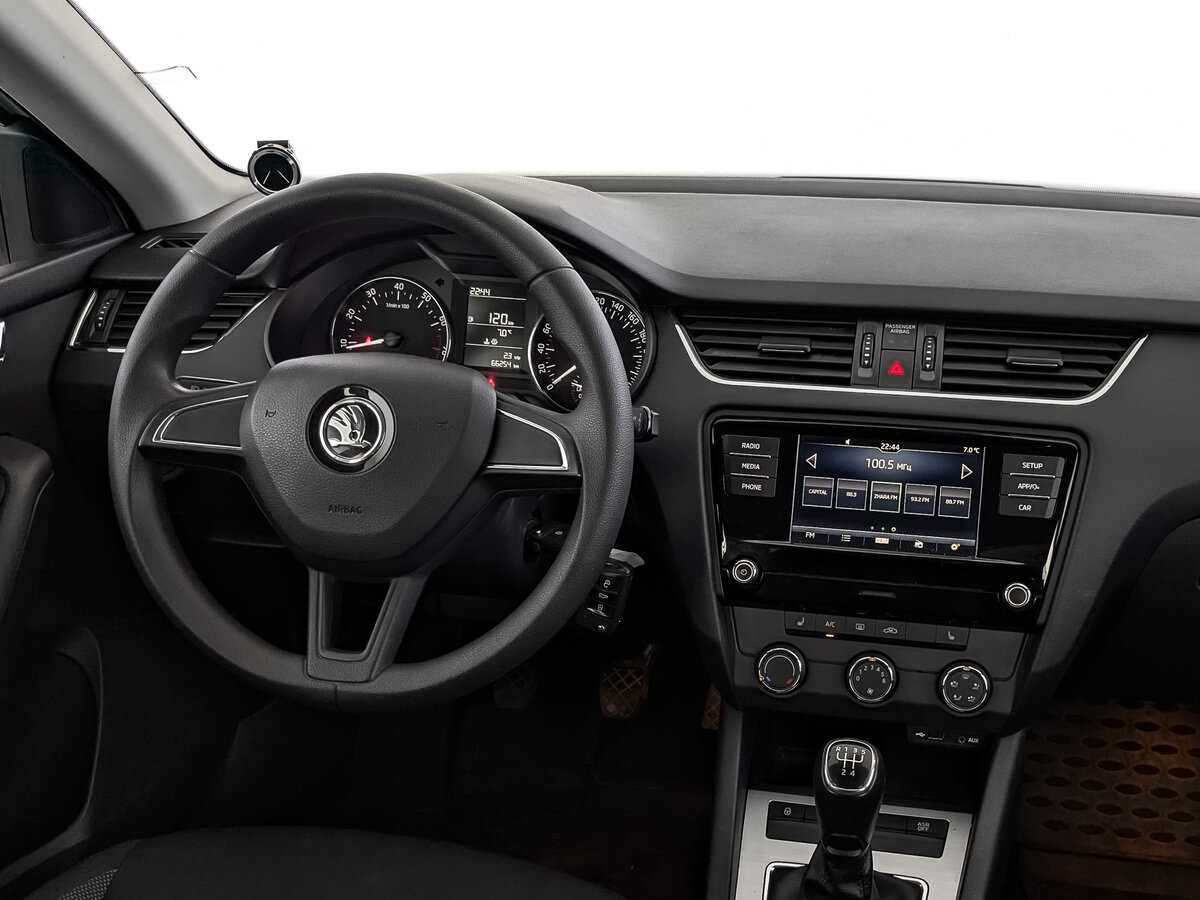 Купить Skoda Octavia, 2017, 66 246 км.. Фото: #24