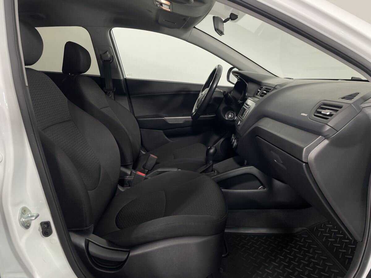 Купить Kia Rio, 2017, 73 846 км.. Фото: #13
