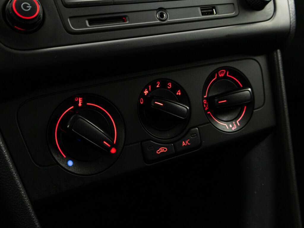 Купить Volkswagen Polo, 2016, 168 171 км.. Фото: #14