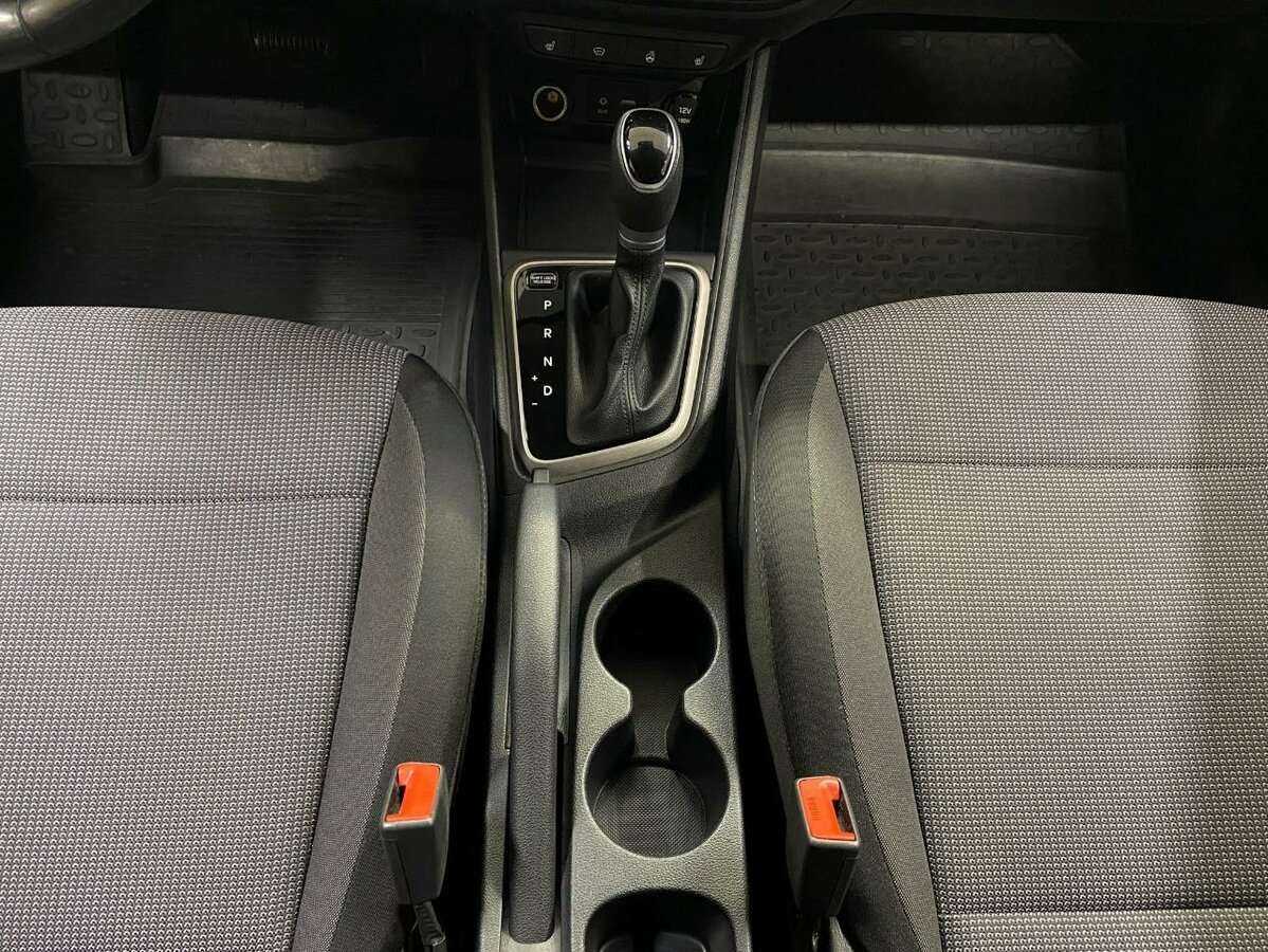 Купить Hyundai Solaris, 2018, 77 668 км.. Фото: #12