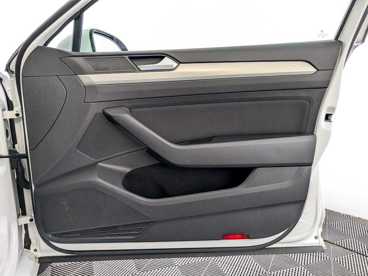 Купить Volkswagen Passat, 2016, 138 400 км.. Фото: #21