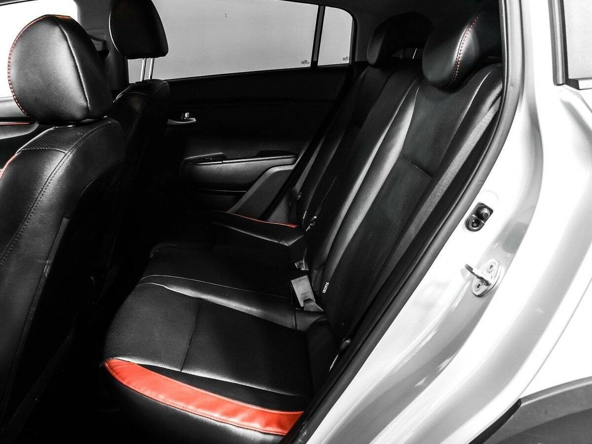 Купить Kia Rio, 2020, 76 596 км.. Фото: #12