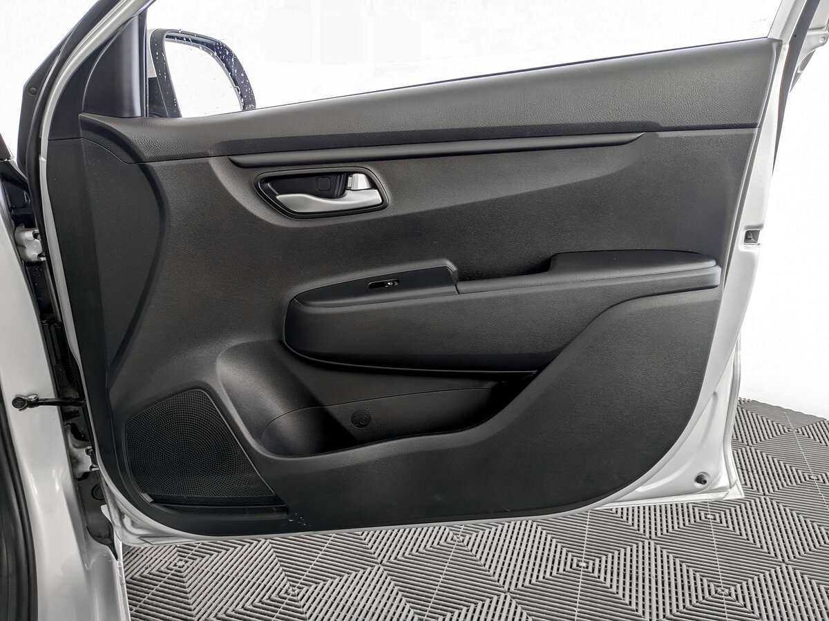 Купить Kia Rio, 2021, 93 679 км.. Фото: #18