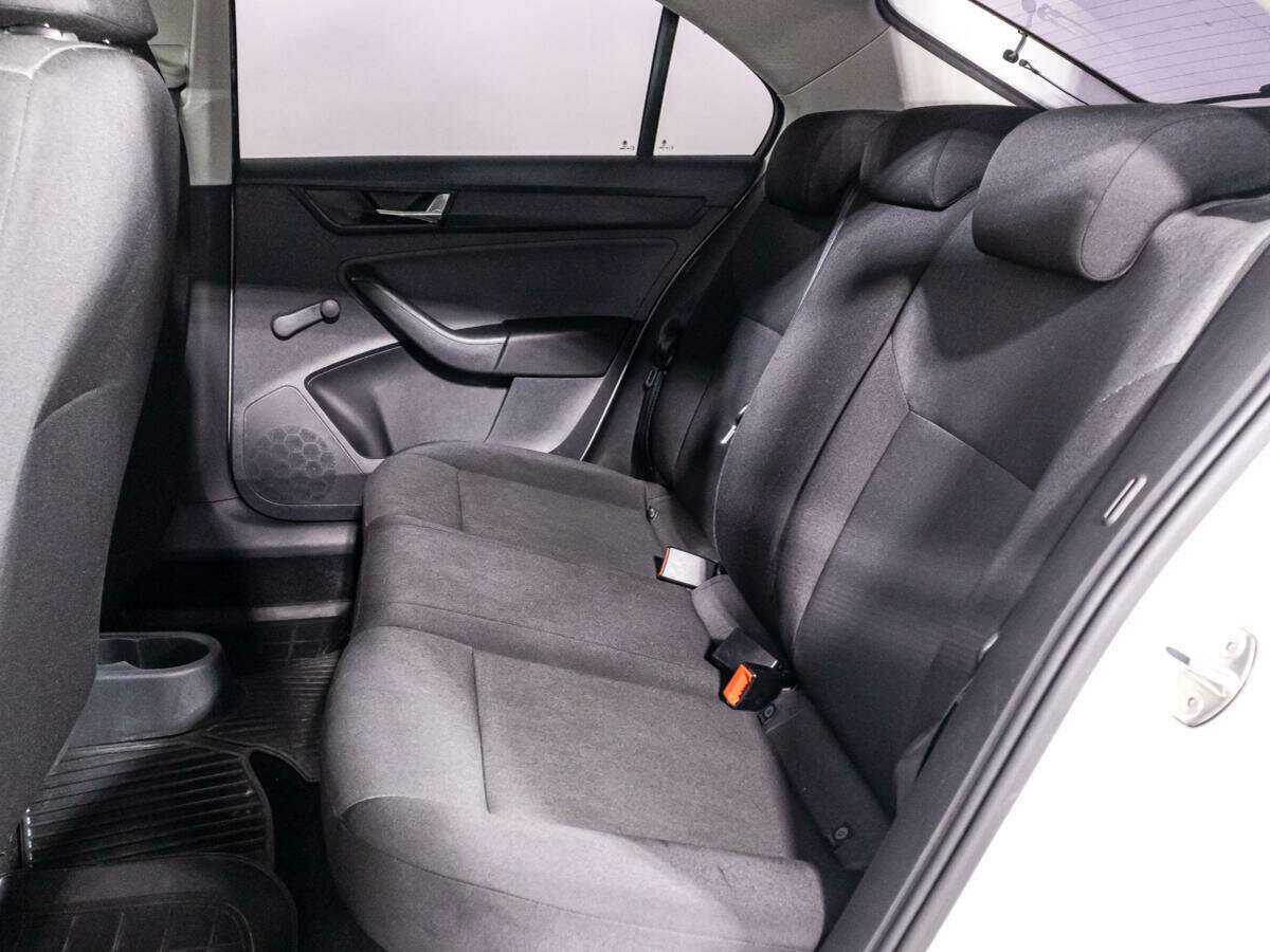 Купить Skoda Rapid, 2017, 132 124 км.. Фото: #9