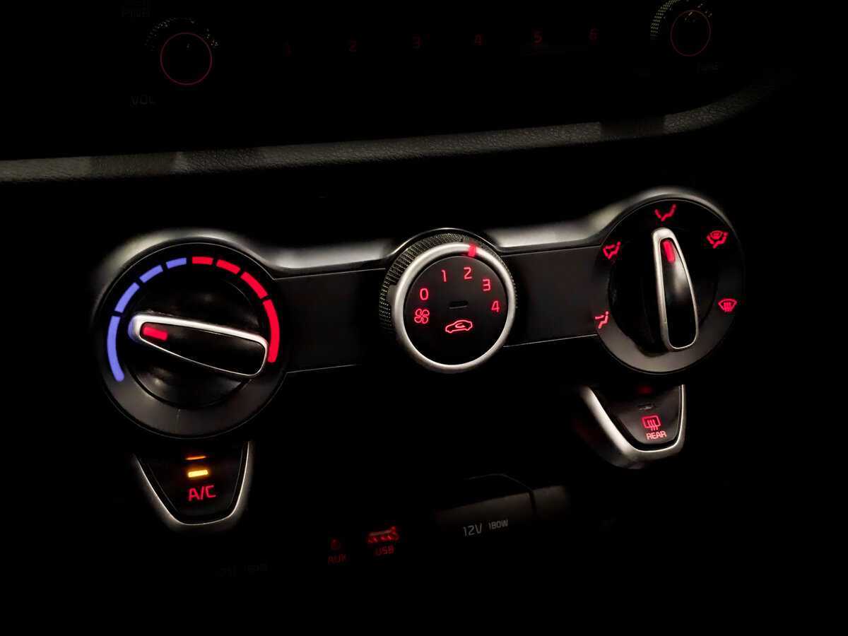 Купить Kia Rio, 2020, 172 195 км.. Фото: #23