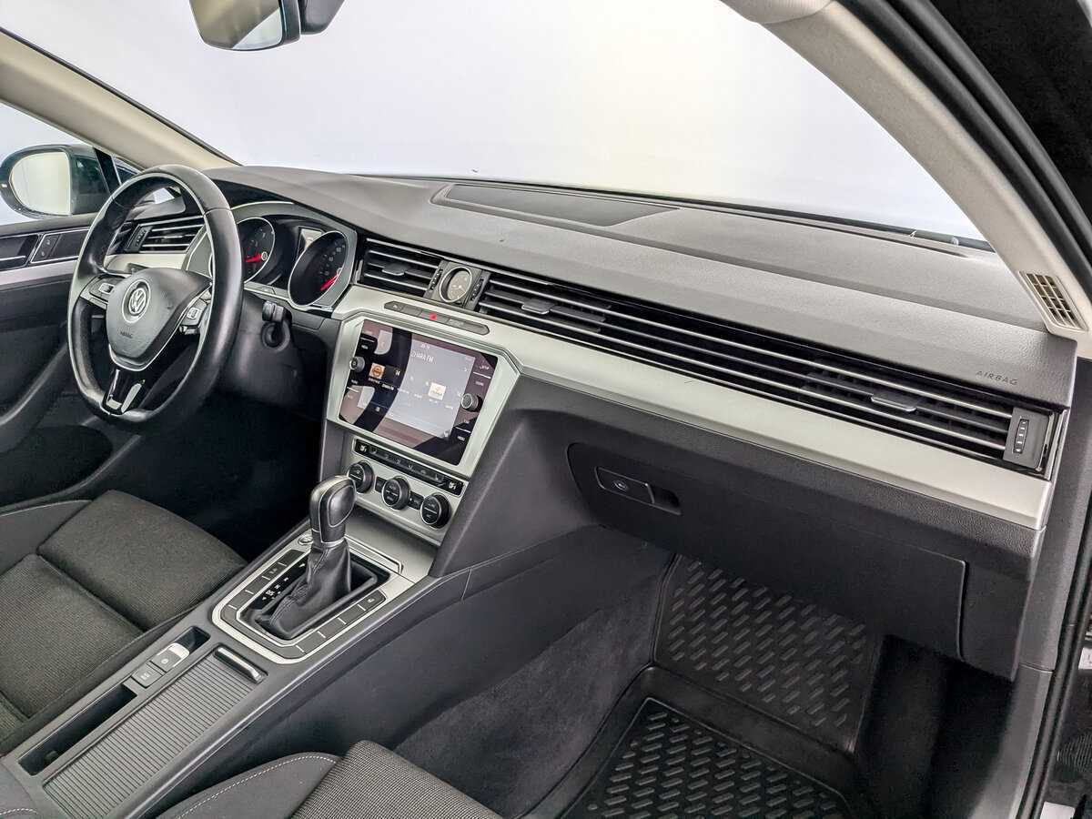 Купить Volkswagen Passat, 2018, 188 206 км.. Фото: #8