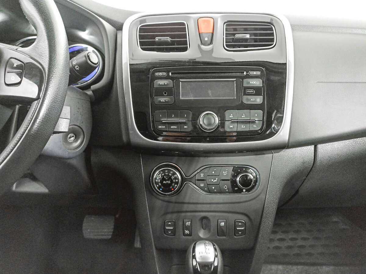 Купить Renault Sandero, 2017, 82 437 км.. Фото: #11