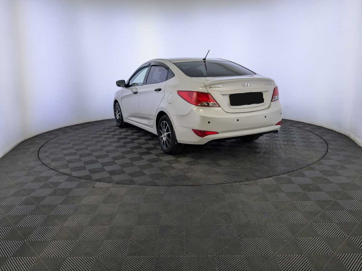 Купить Hyundai Solaris, 2015, 120 409 км.. Фото: #6