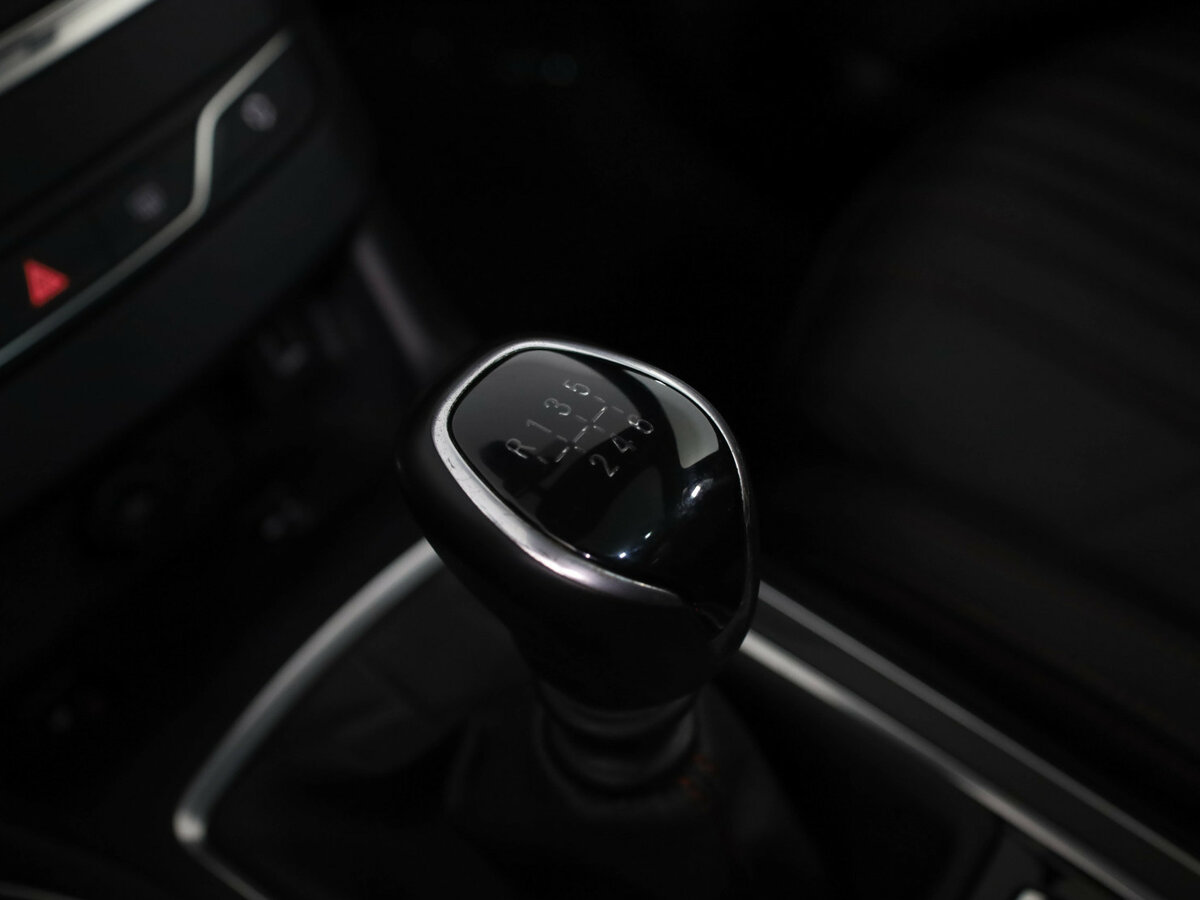 Купить Peugeot 308, 2019, 147 759 км.. Фото: #10