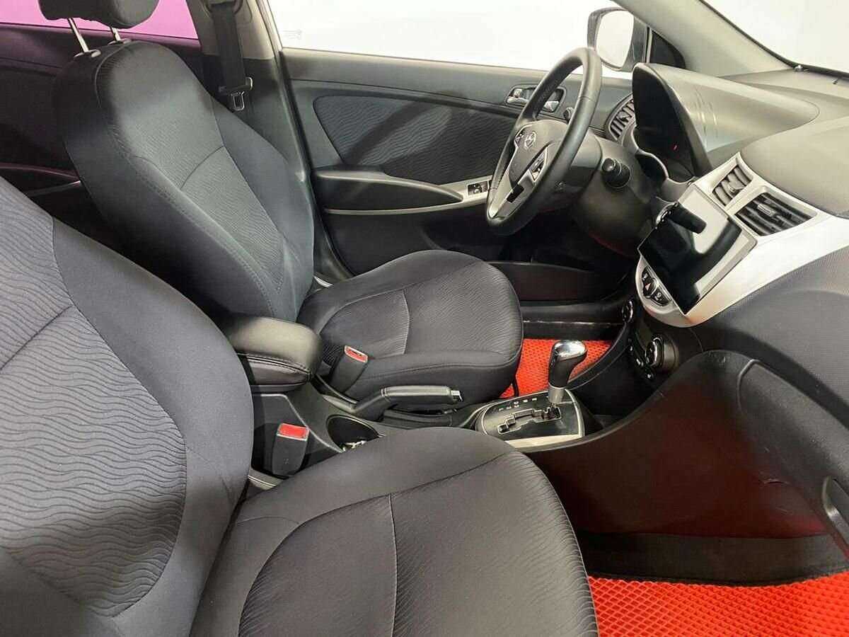 Купить Hyundai Solaris, 2013, 176 504 км.. Фото: #9