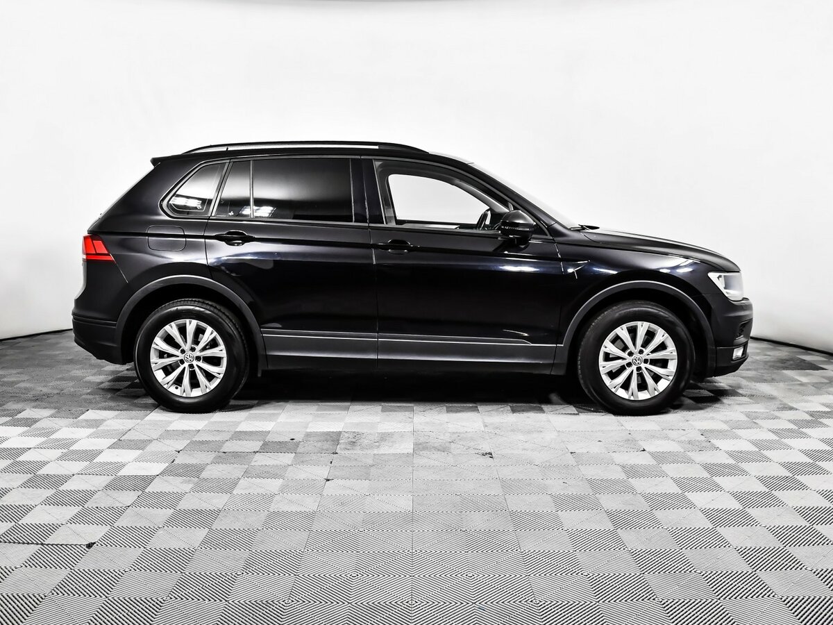 Купить Volkswagen Tiguan, 2017, 190 681 км.. Фото: #2