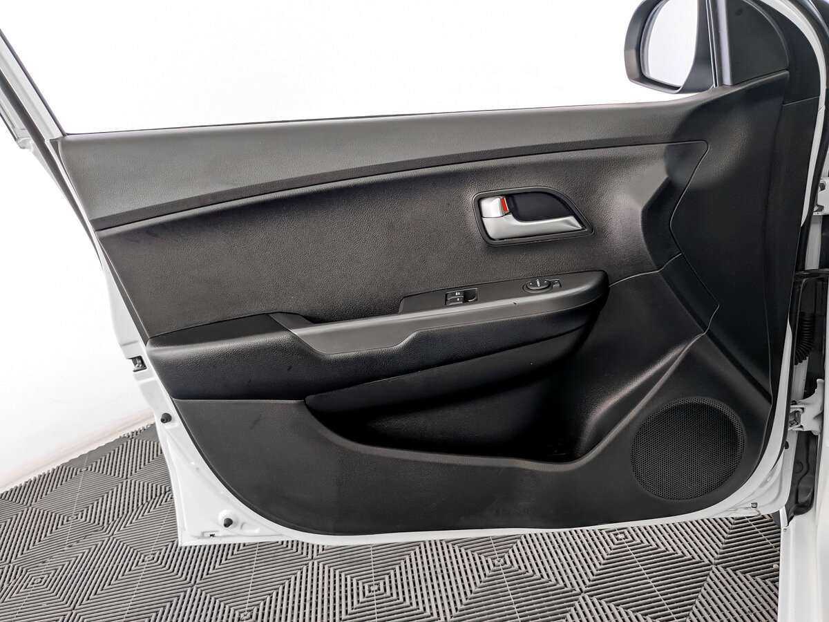 Купить Kia Rio, 2016, 92 868 км.. Фото: #14