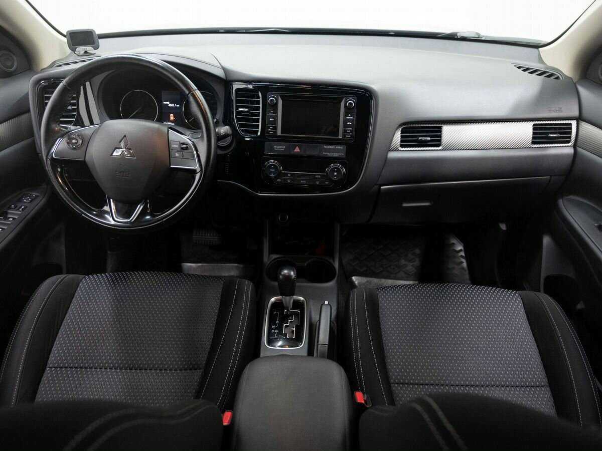 Купить Mitsubishi Outlander, 2016, 74 202 км.. Фото: #12