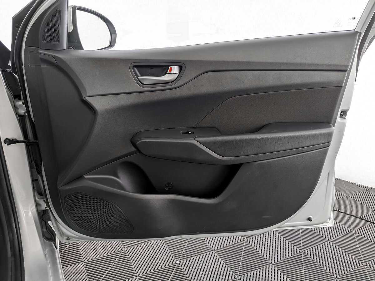 Купить Hyundai Solaris, 2019, 91 376 км.. Фото: #18