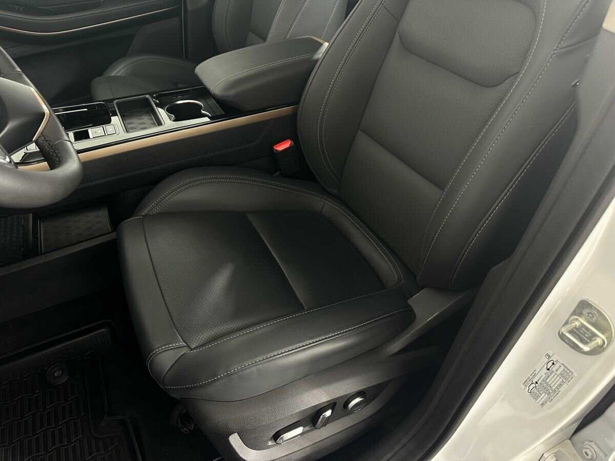 Купить EXEED LX, 2023, 8 881 км.. Фото: #9