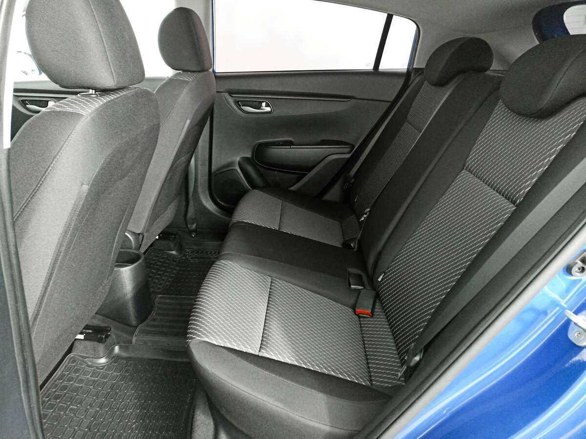 Купить Kia Rio, 2017, 71 763 км.. Фото: #9