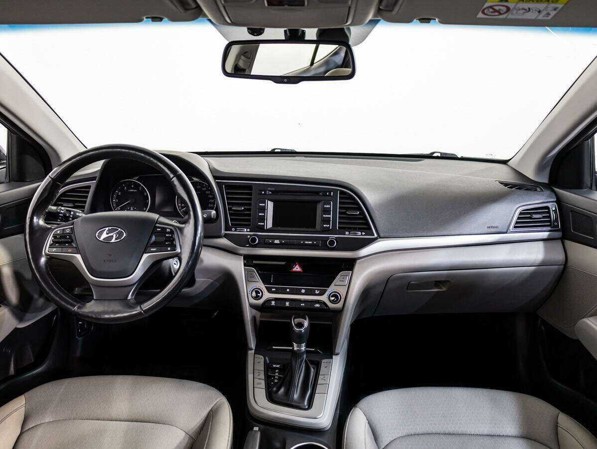 Купить Hyundai Elantra, 2018, 109 281 км.. Фото: #8