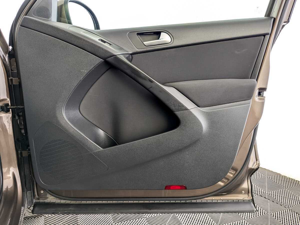 Купить Volkswagen Tiguan, 2016, 177 499 км.. Фото: #23
