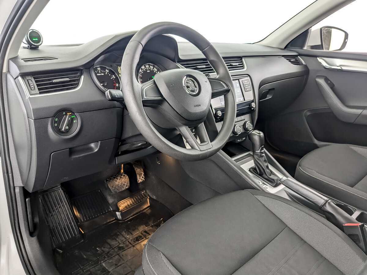 Купить Skoda Octavia, 2017, 140 461 км.. Фото: #13