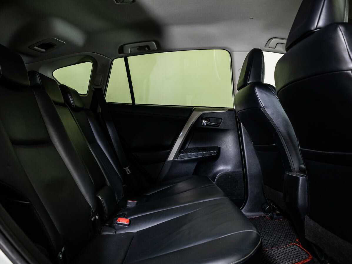 Купить Toyota RAV4, 2012, 121 797 км.. Фото: #7