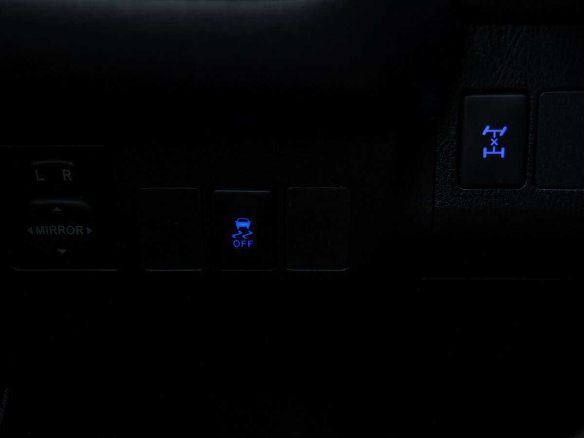 Купить Toyota RAV4, 2013, 281 398 км.. Фото: #18