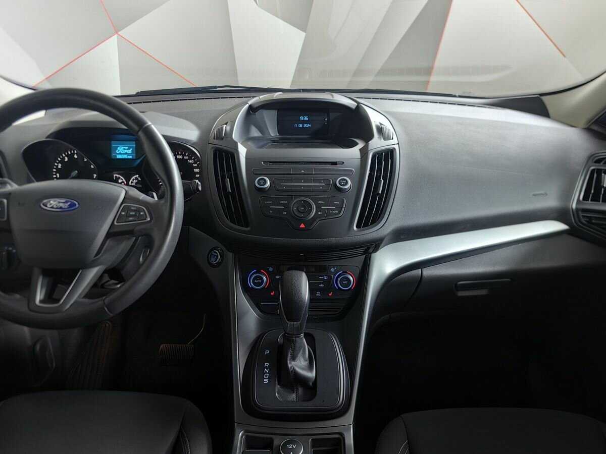 Купить Ford Kuga, 2018, 106 589 км.. Фото: #10