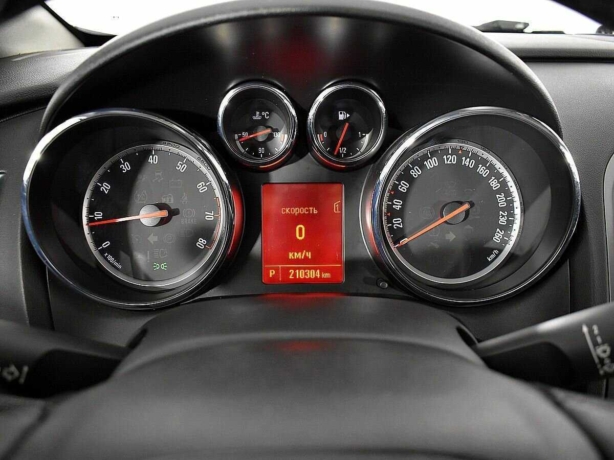 Купить Opel Astra, 2012, 210 302 км.. Фото: #11