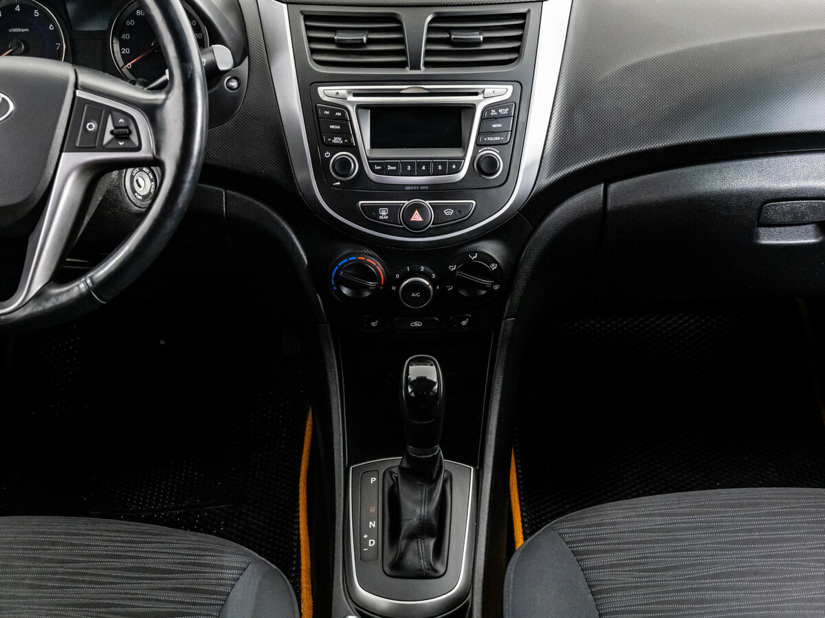 Купить Hyundai Solaris, 2014, 63 742 км.. Фото: #10