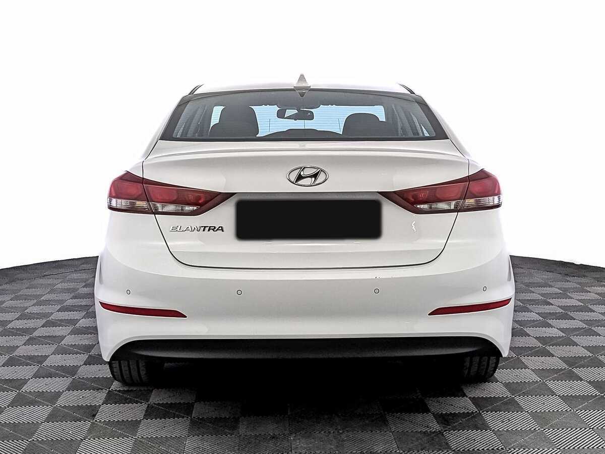 Купить Hyundai Elantra, 2018, 97 532 км.. Фото: #5