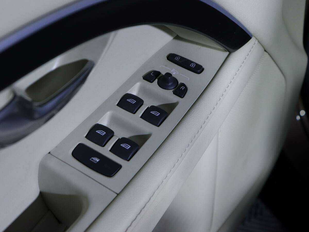 Купить Volvo XC70, 2012, 90 728 км.. Фото: #12