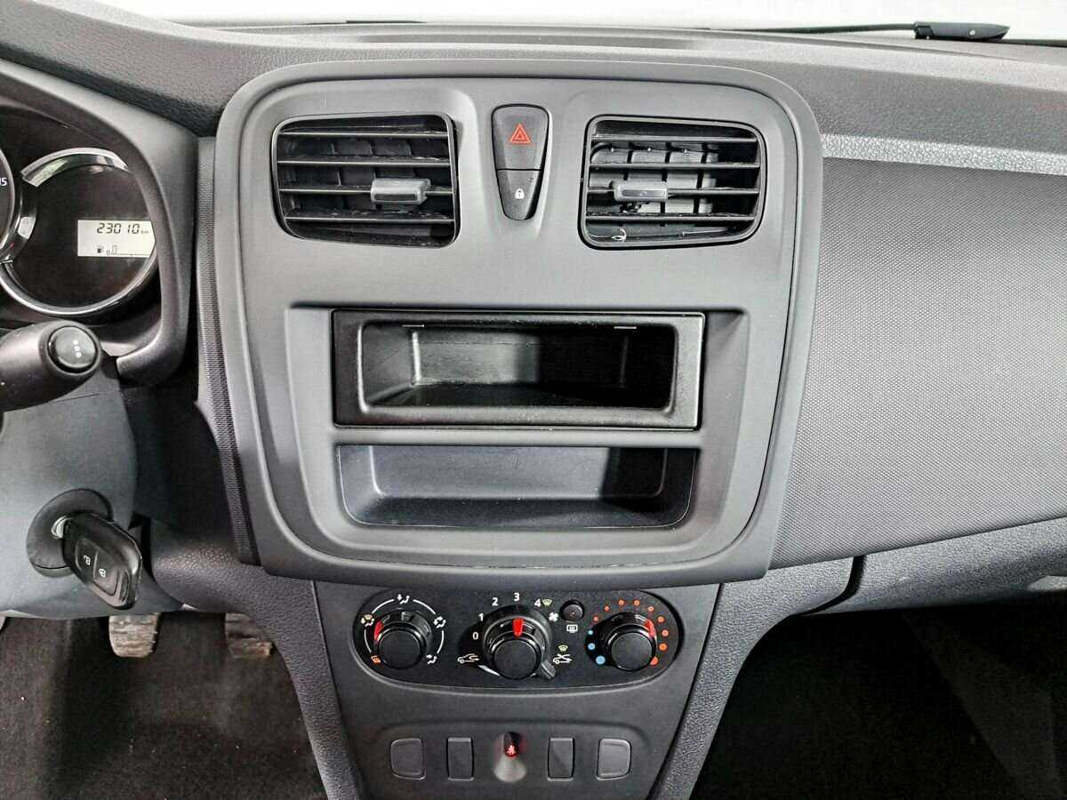 Купить Renault Logan, 2019, 23 020 км.. Фото: #12