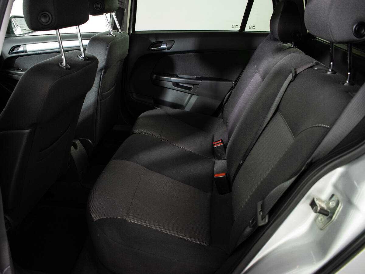 Купить Opel Astra, 2014, 196 000 км.. Фото: #9