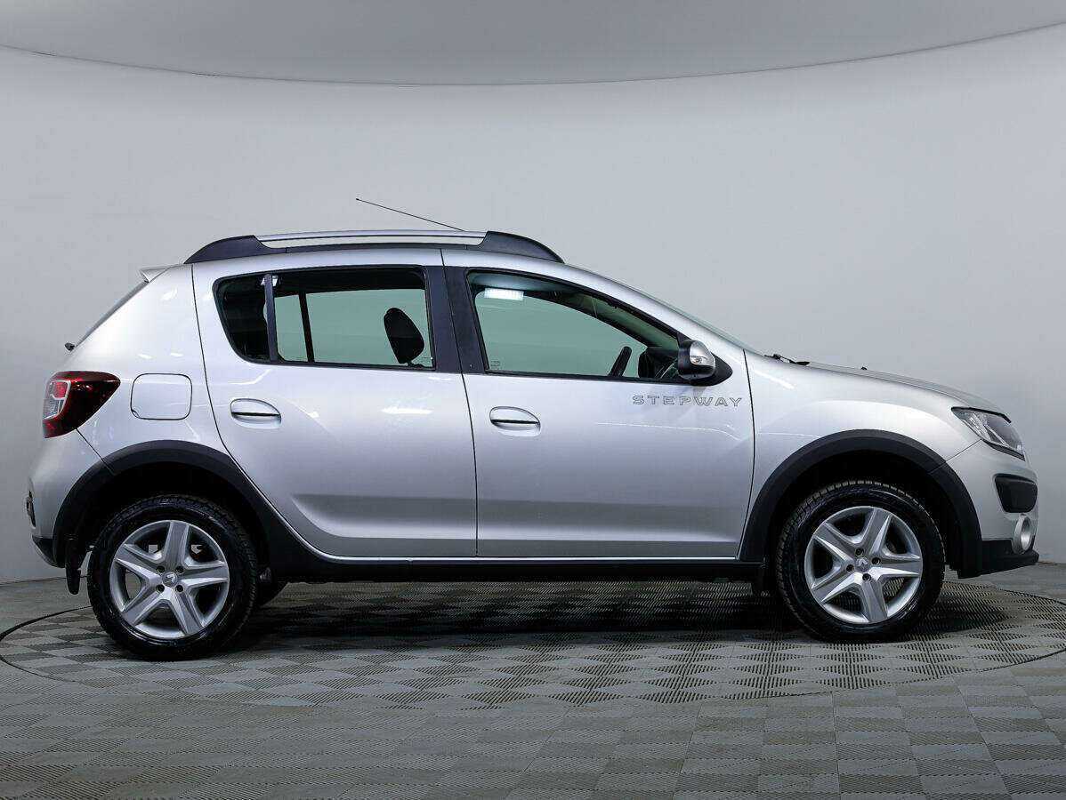 Купить Renault Sandero, 2018, 104 890 км.. Фото: #2