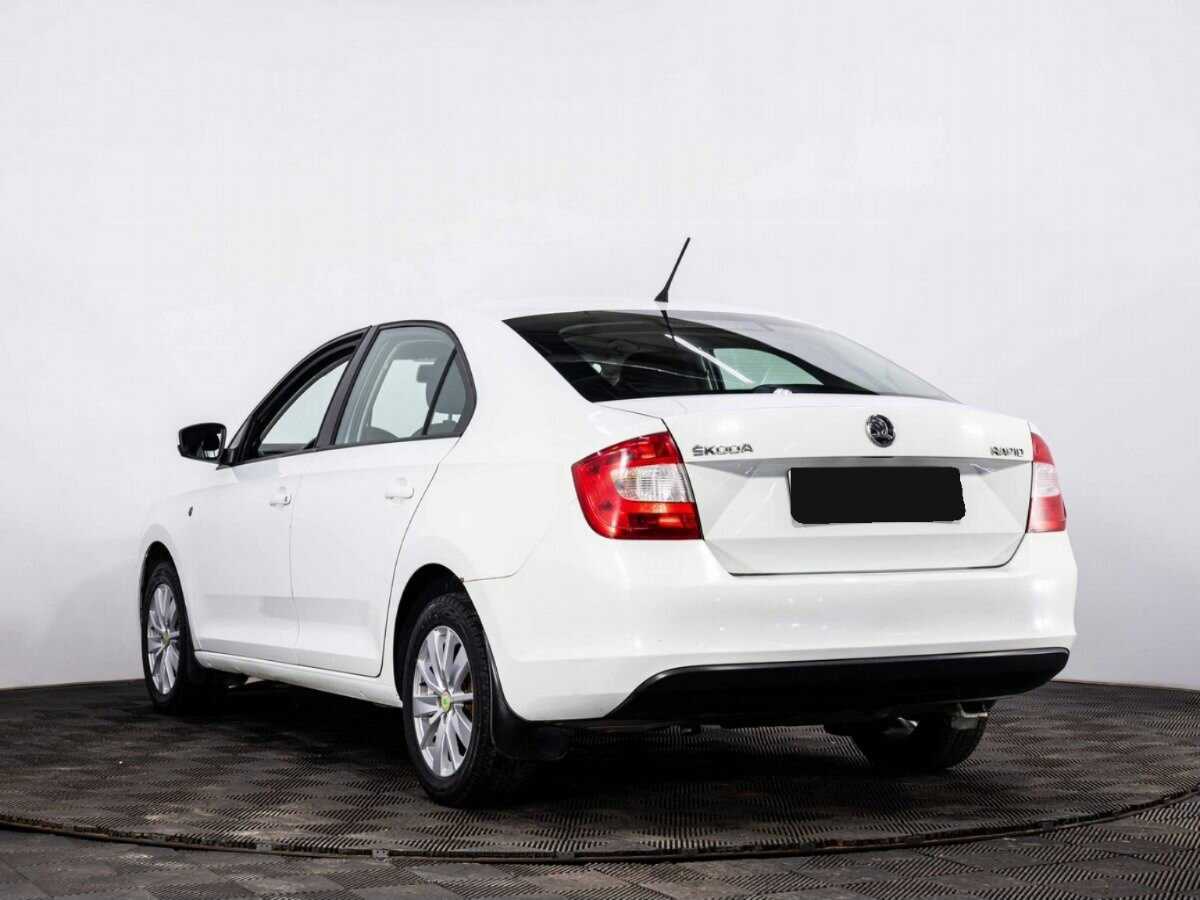Купить Skoda Rapid, 2015, 189 864 км.. Фото: #3