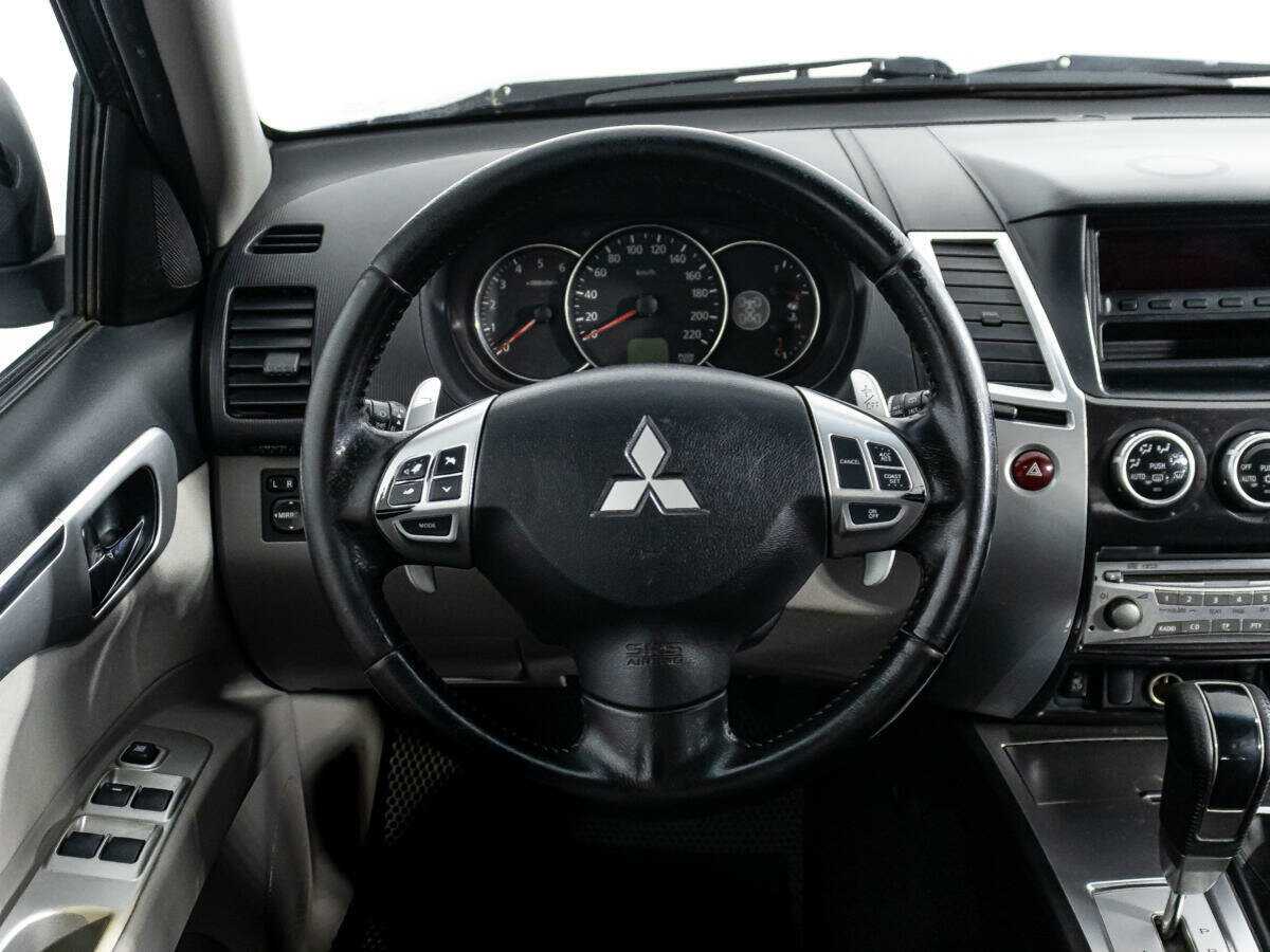 Купить Mitsubishi Pajero Sport, 2012, 217 149 км.. Фото: #12