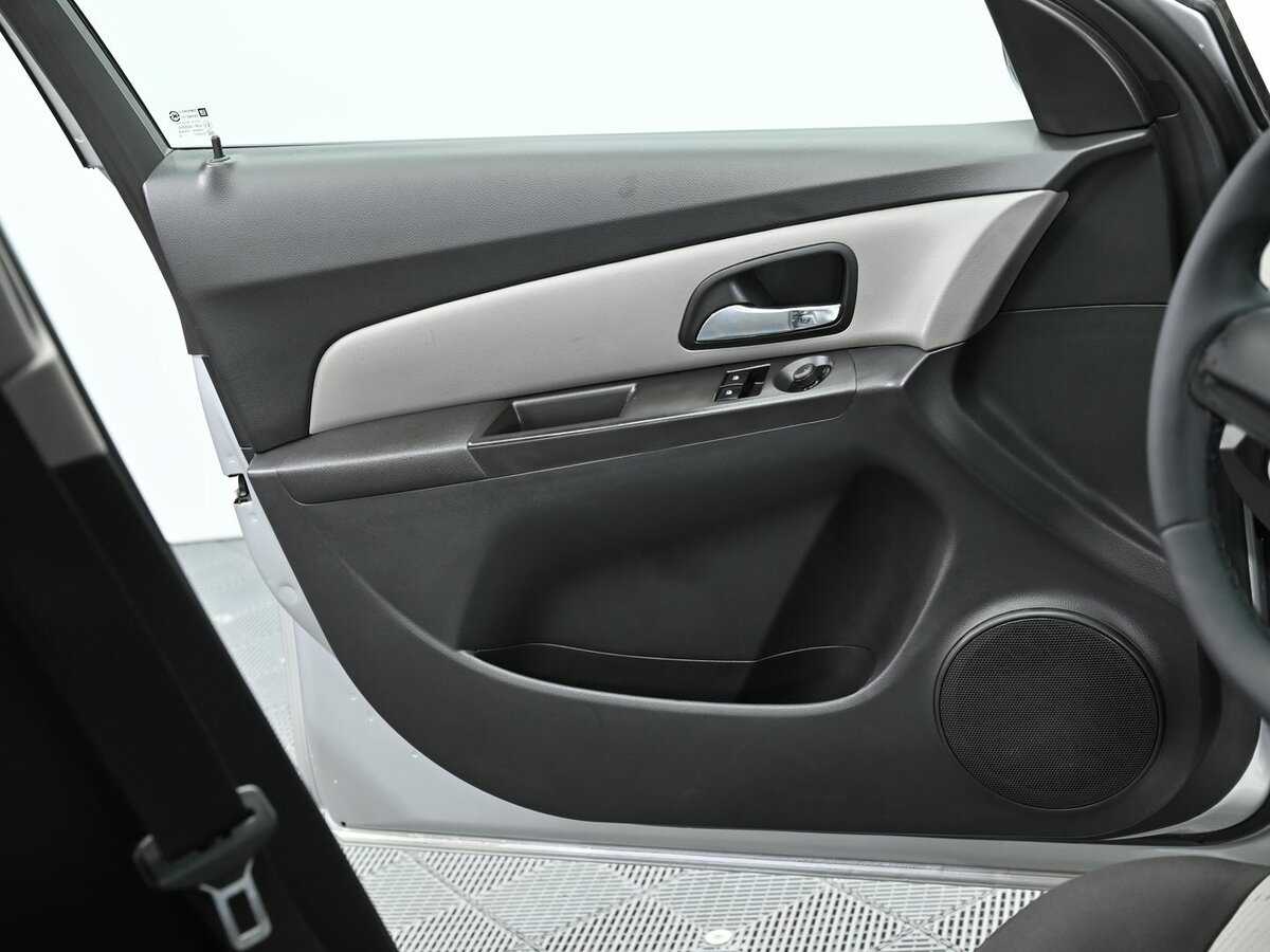 Купить Chevrolet Cruze, 2013, 167 000 км.. Фото: #5