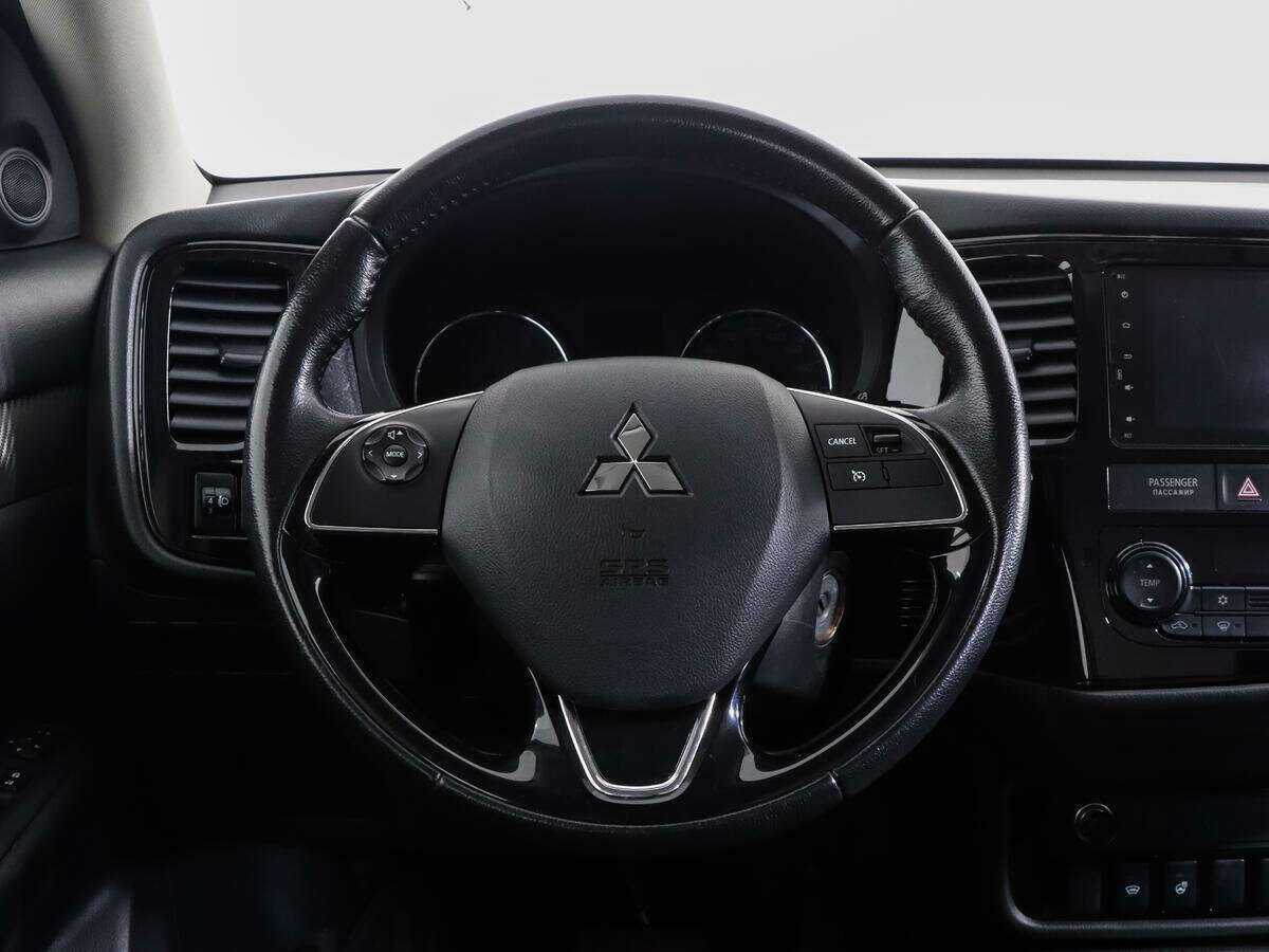 Купить Mitsubishi Outlander, 2018, 203 347 км.. Фото: #9