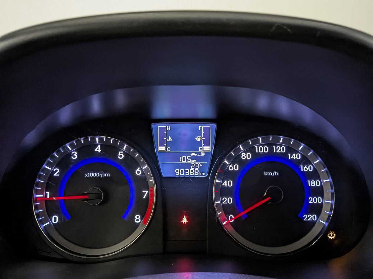 Купить Hyundai Solaris, 2015, 90 379 км.. Фото: #13