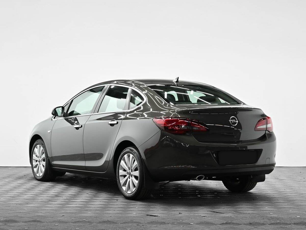Купить Opel Astra, 2013, 164 000 км.. Фото: #2