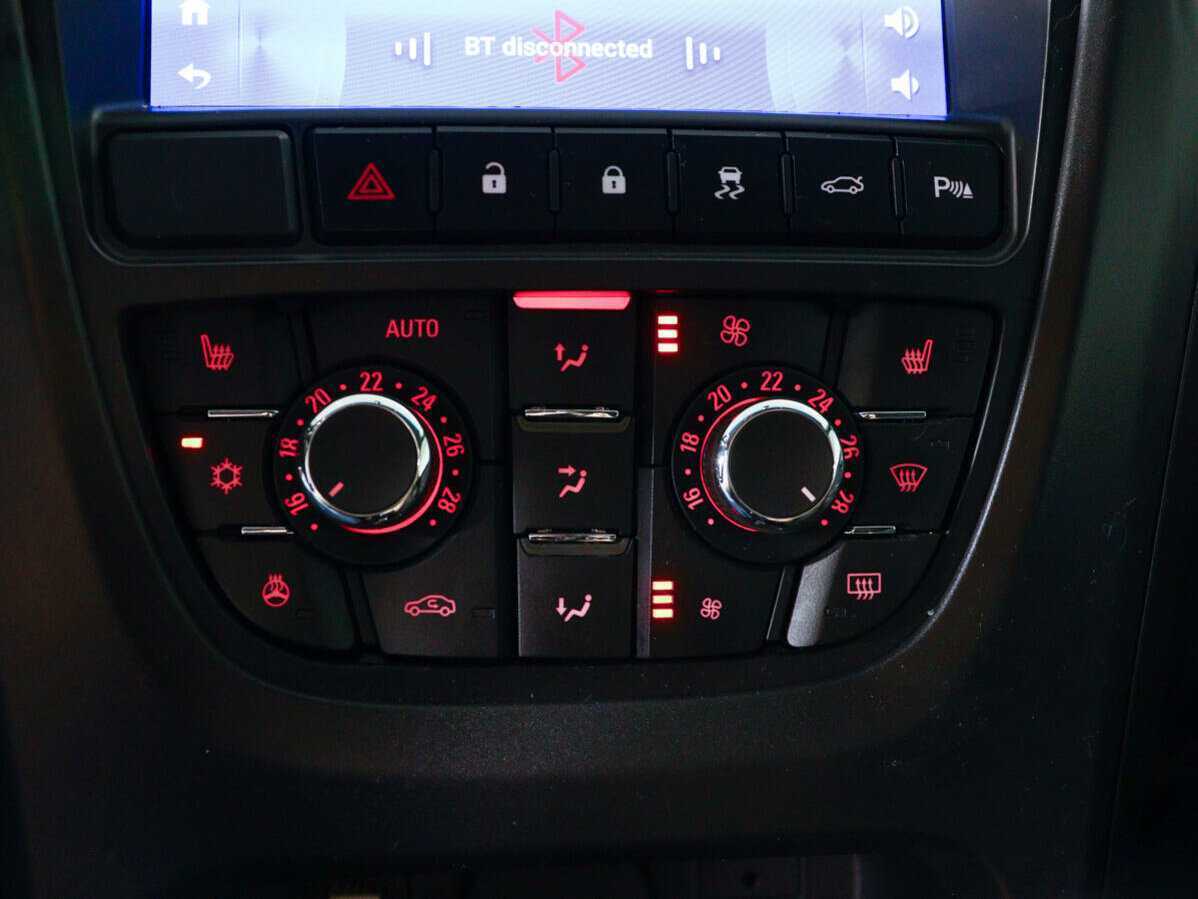 Купить Opel Astra, 2013, 215 000 км.. Фото: #12