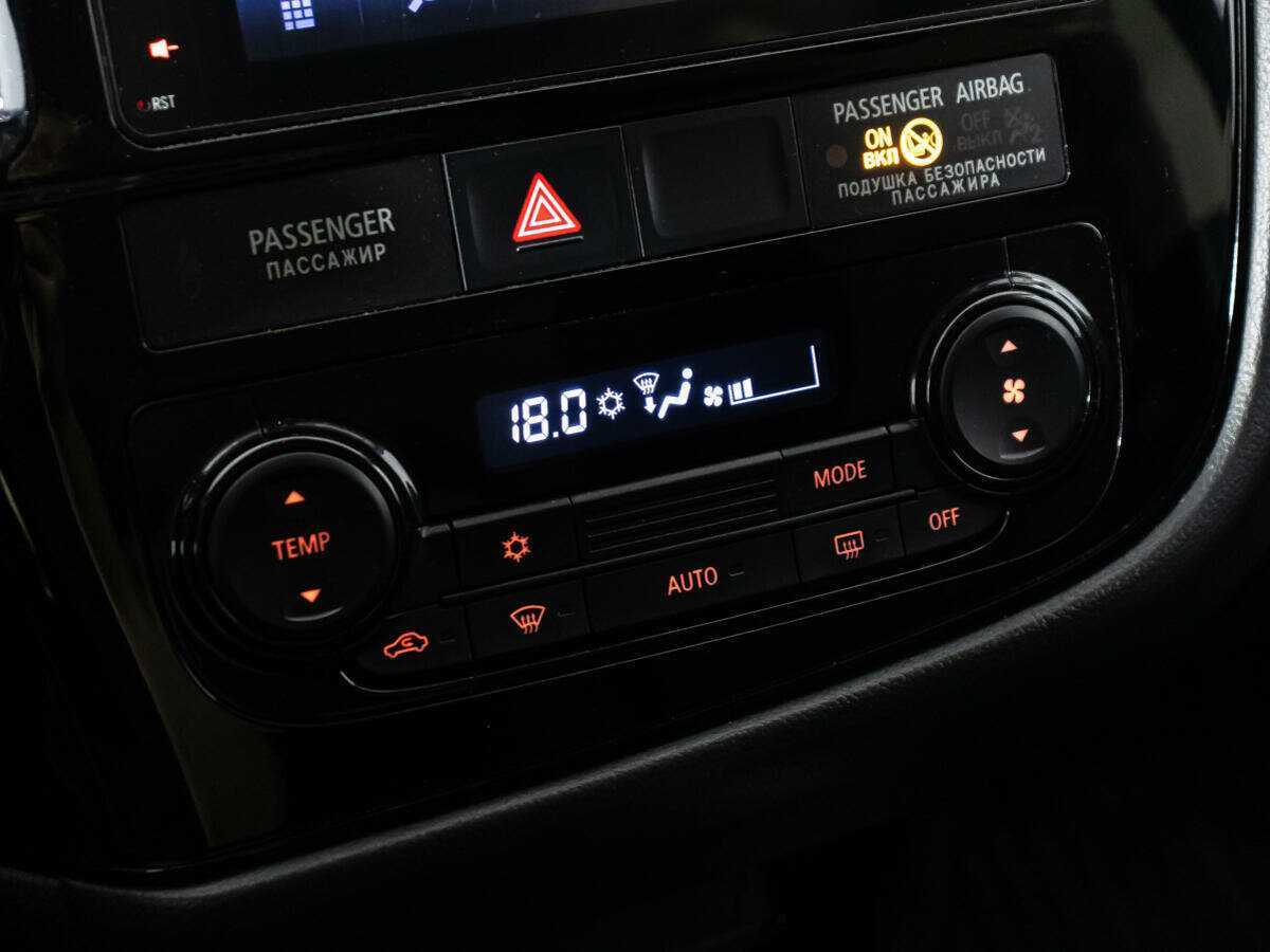 Купить Mitsubishi Outlander, 2017, 171 384 км.. Фото: #17